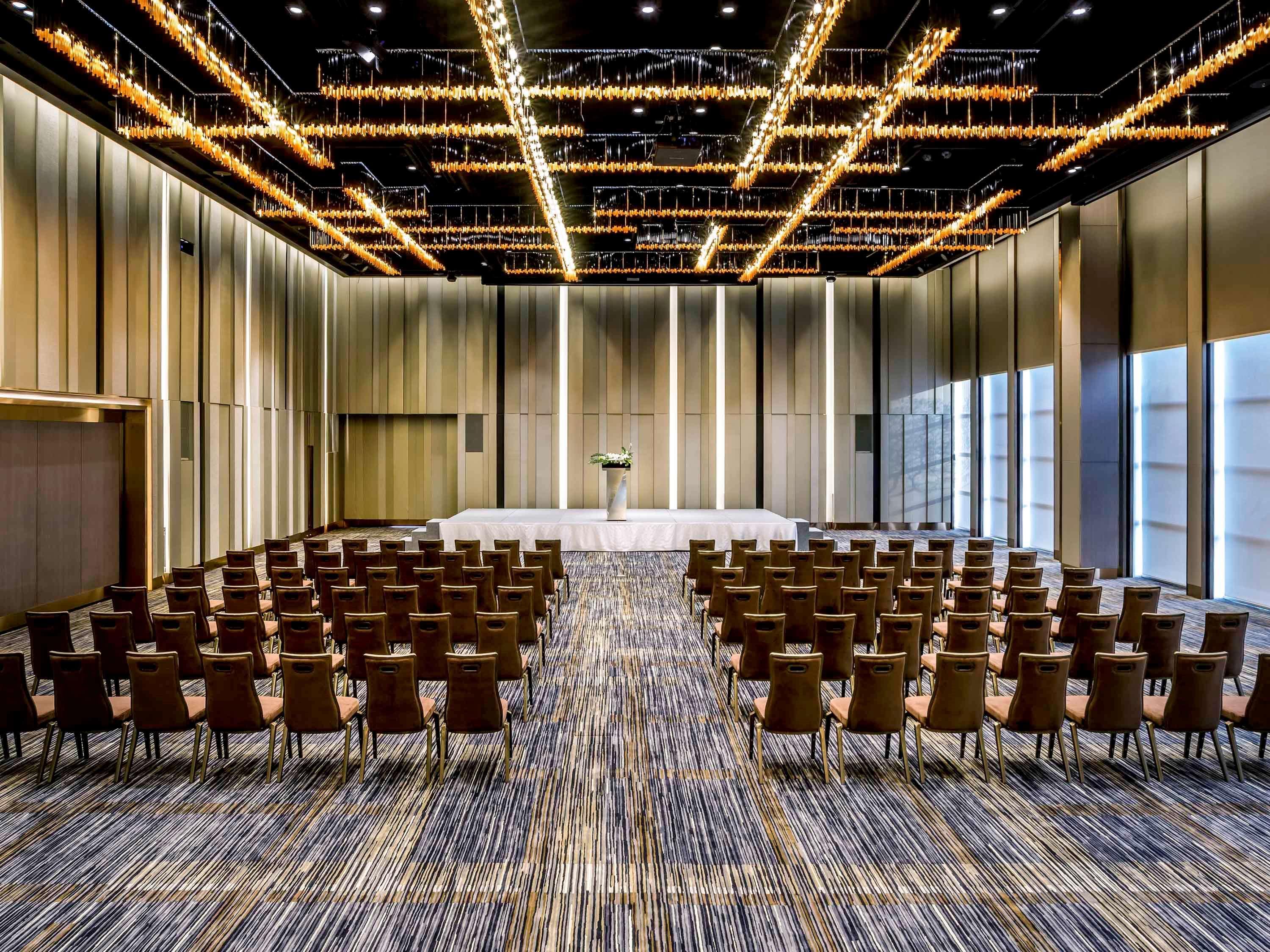Pullman Bangkok King Power Hotel Екстериор снимка The Grand Ballroom