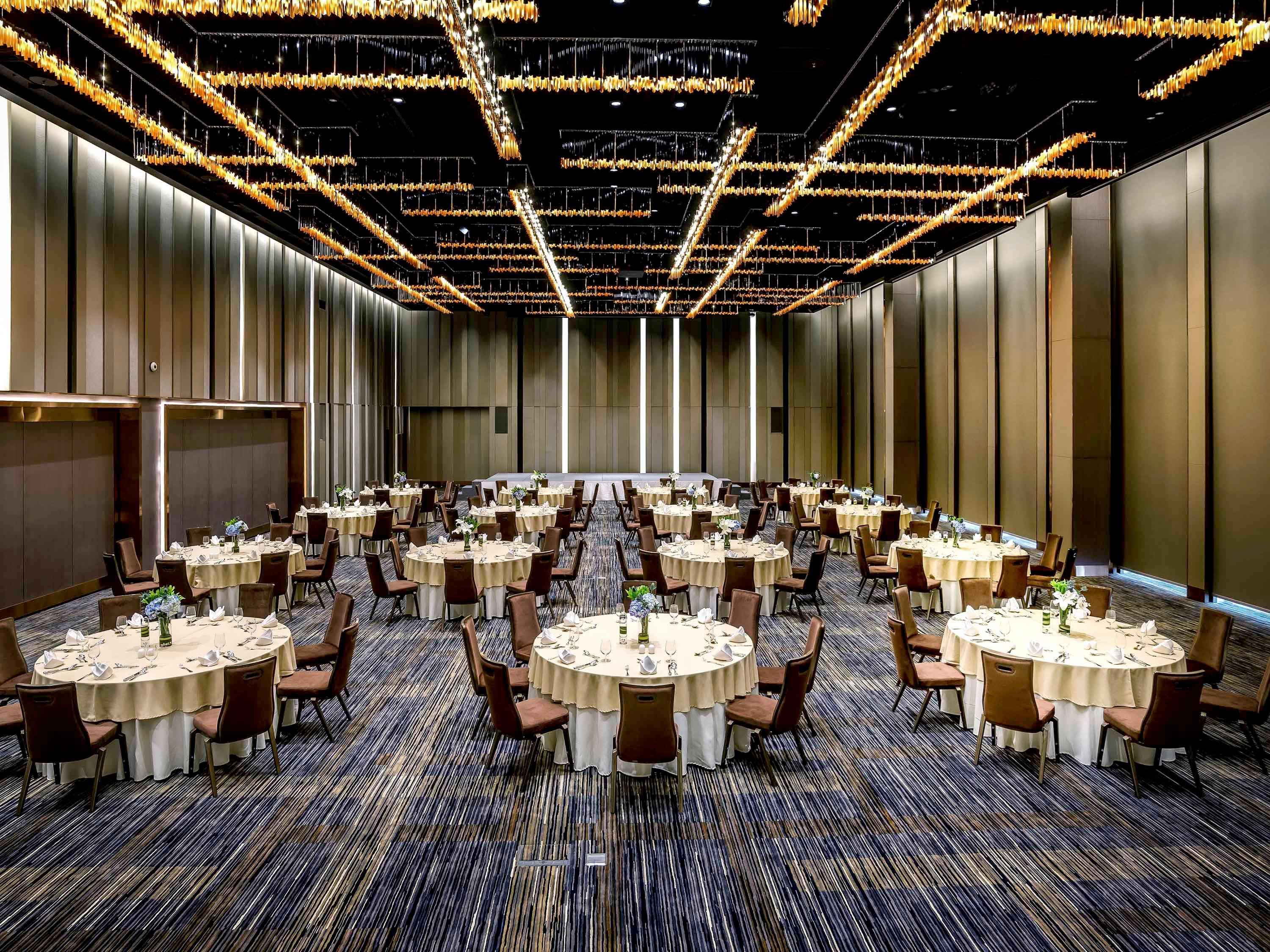 Pullman Bangkok King Power Hotel Екстериор снимка The Grand Ballroom