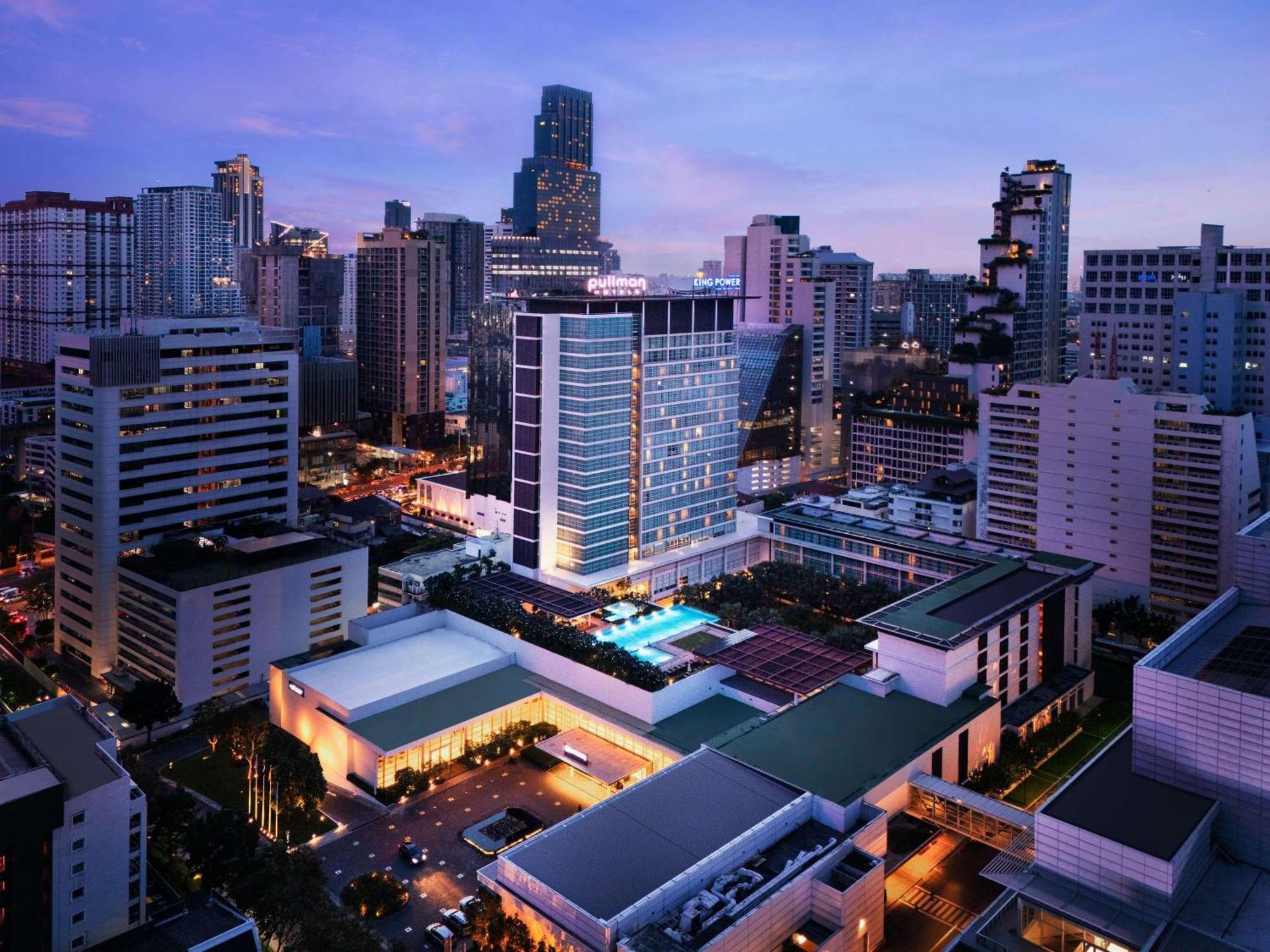 Pullman Bangkok King Power Hotel Екстериор снимка The hotel in 2015